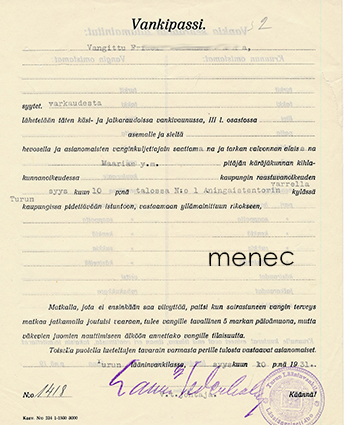 Vankipassi, varkaudesta syytetty lähetetään jalkaraudoissa kihlakunnanoikeuden istuntoon Turussa 