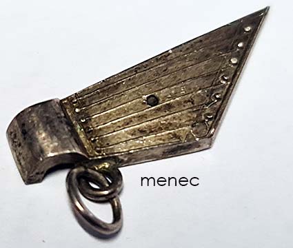 Kantele-rintamerkki, hopeaa 